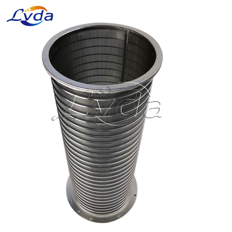 Wedge-shaped filter basket