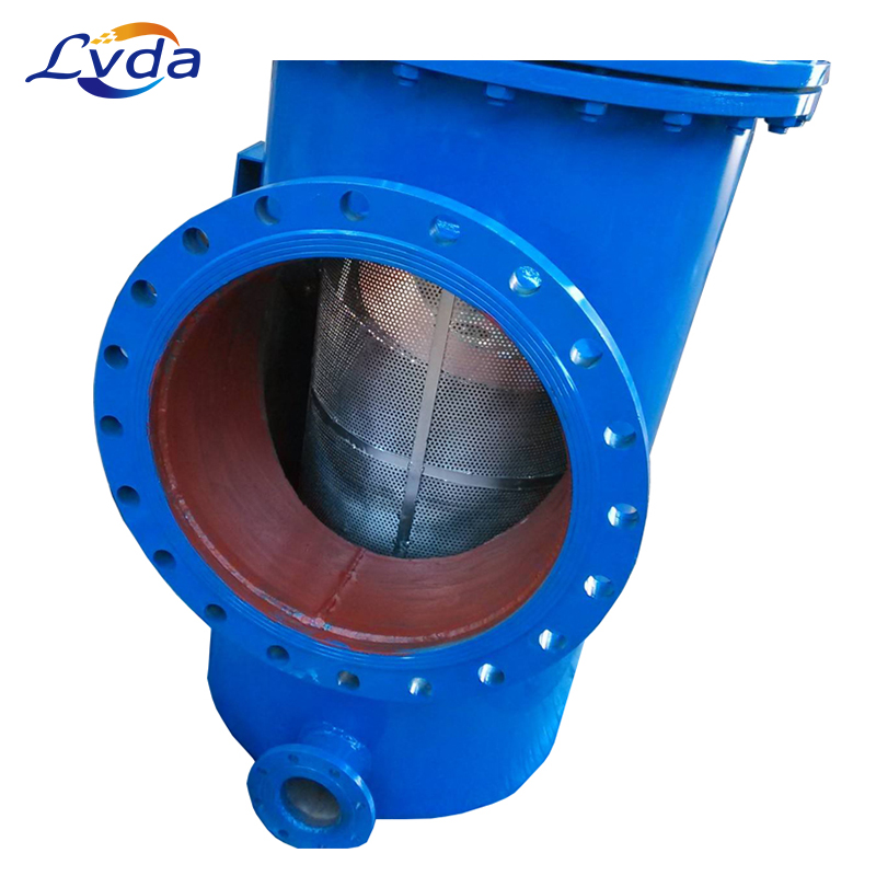 Pipeline basket strainer for multi-media filtration