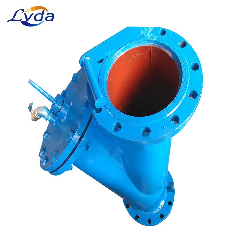 Hand-driven brush type cleaning filter