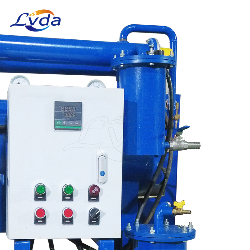 Vacuum purifier for oil