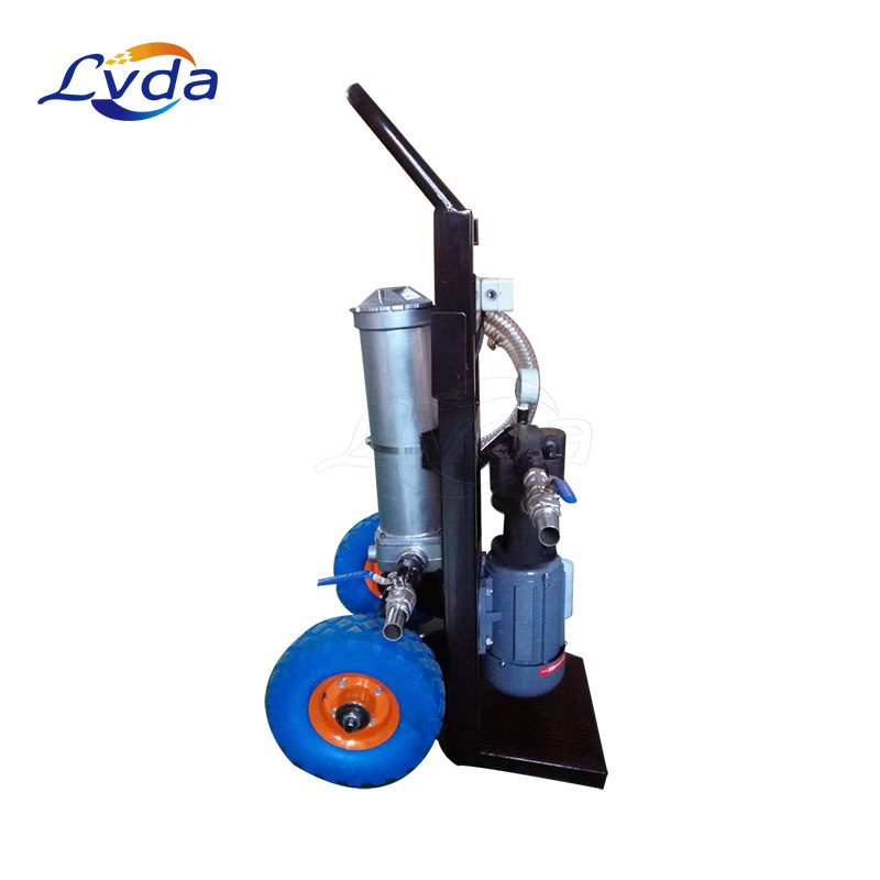 Oil-water separation oil purifier