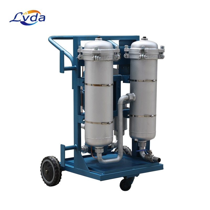 Oil-water separation oil purifier