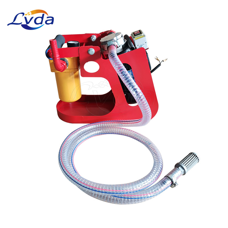 Oil-water separation oil purifier