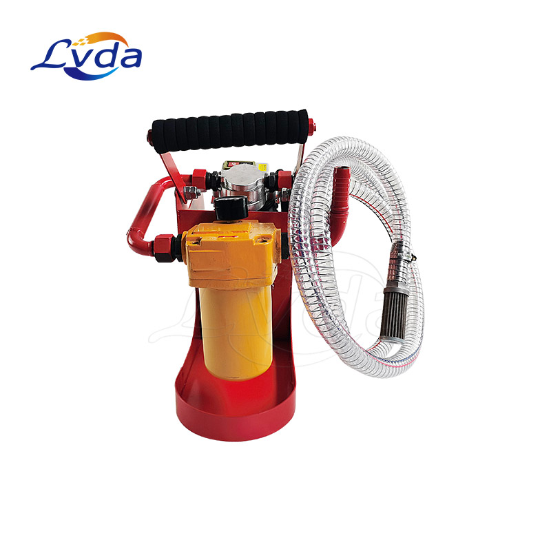Small mobile fine oil purifier