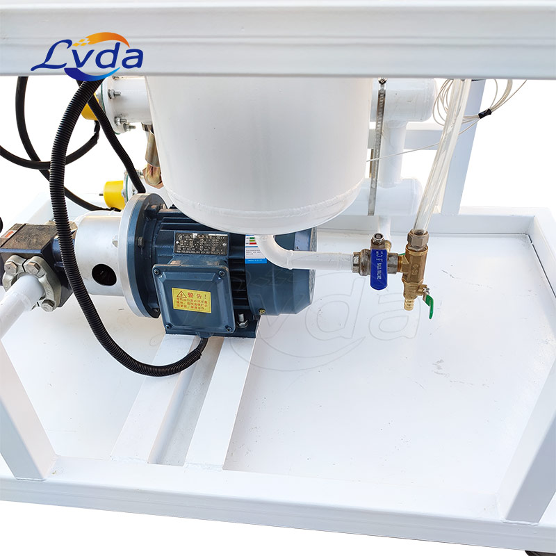 Coalescing dehydration oil filtration equipment