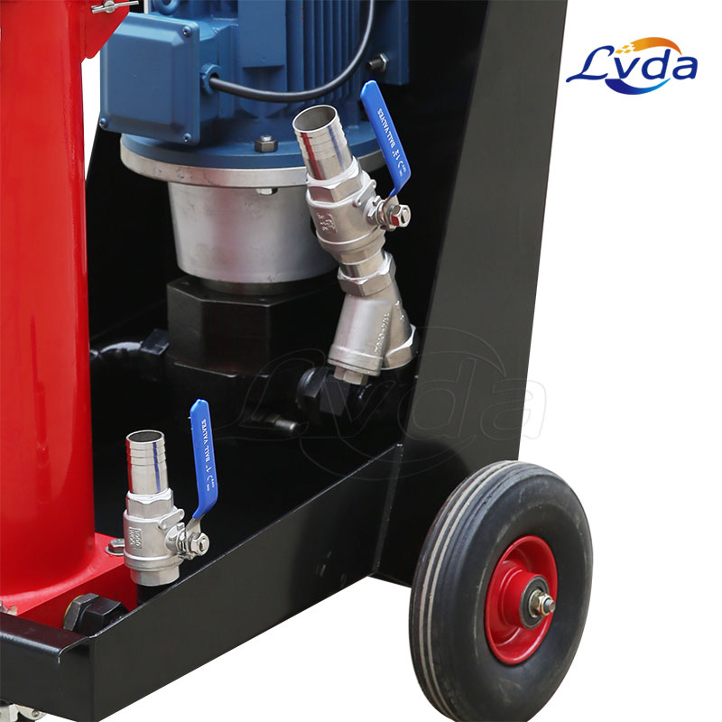 Moveable lube oil purify unit