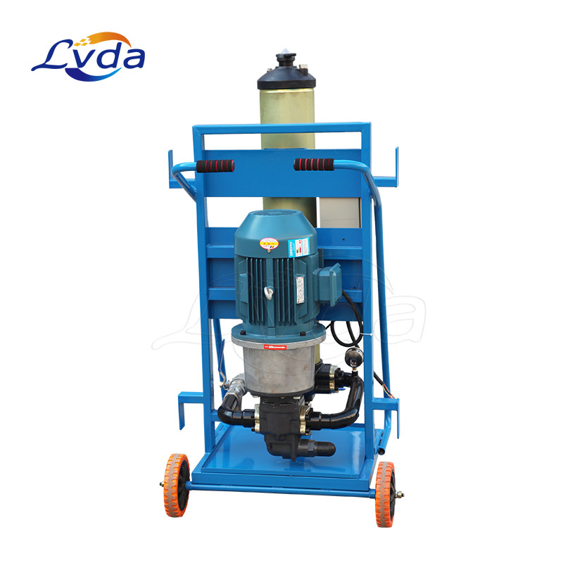Moveable mechanical oil purifier