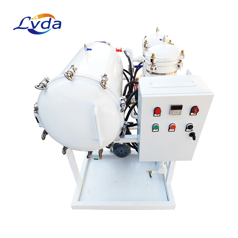 Coalescing dehydration oil filtration equipment