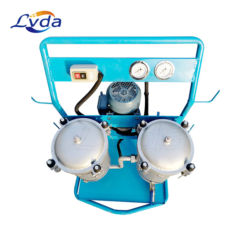 Mobile pneumatic cartridge filtration and purification skid