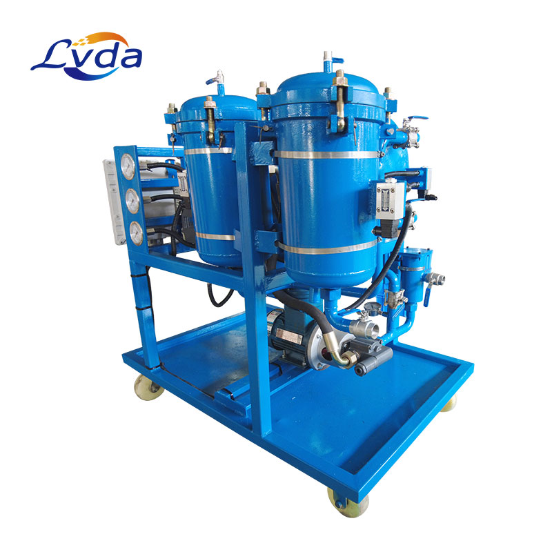 Coalescence-separation light fuel oil purification unit