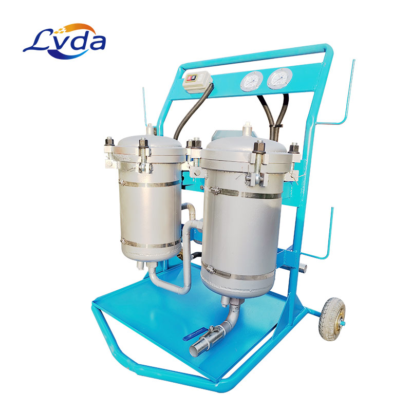 Mobile pneumatic cartridge filtration and purification skid