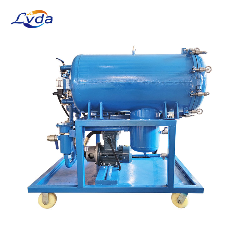 Mineral oil series coalescing and separating purifier