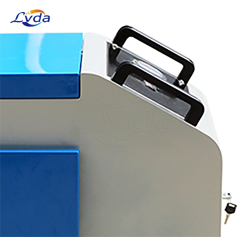 Carton type mobile oil purifier