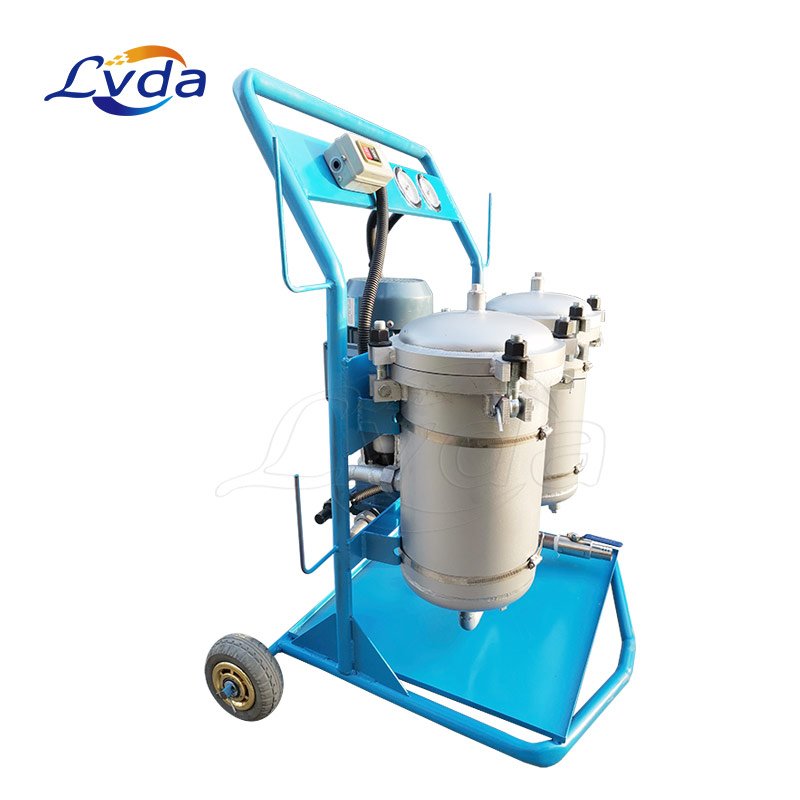 Mobile pneumatic cartridge filtration and purification skid