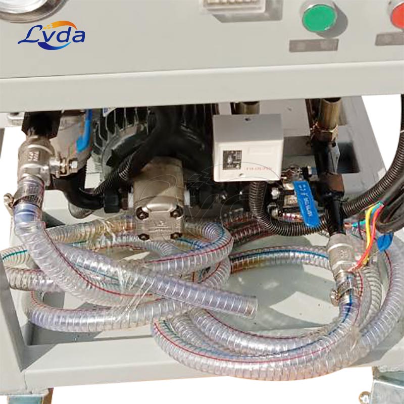 High accuracy oil purifier