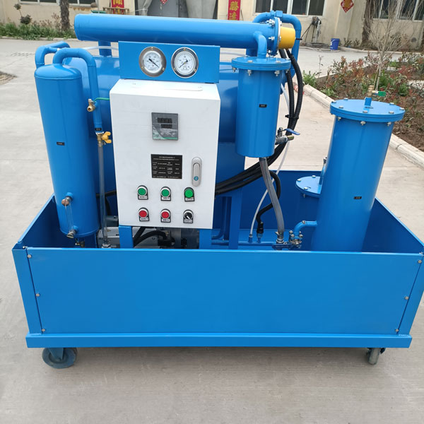 Vacuum oil filtration and decolorization machine